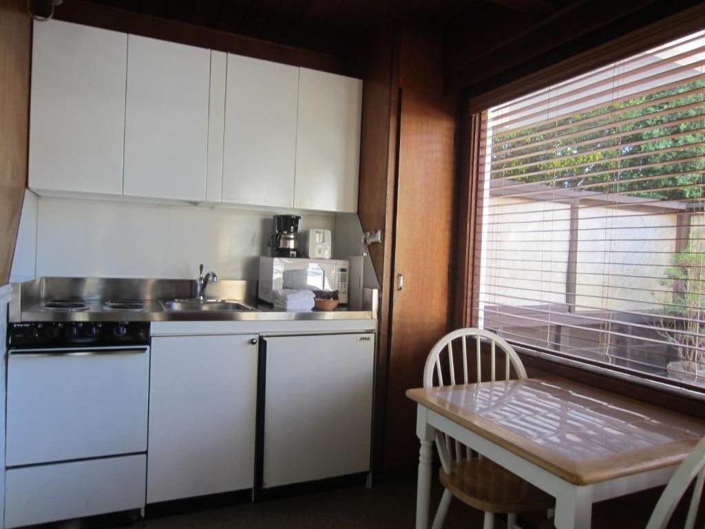 The Blue Sky Lodge Carmel Valley Zimmer foto